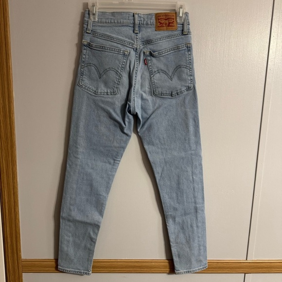 Levi’s Wedgie Skinny Iconic Light Blue Jeans Size 26 - Picture 2 of 10